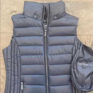 BCBG Ultra Light Weight Packable Down Vest